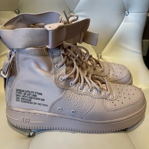 Nike AF1